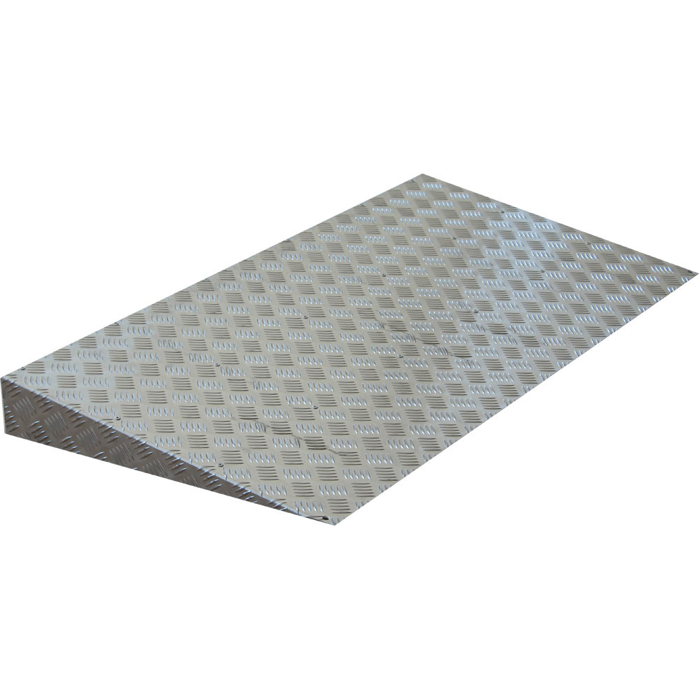 Rampa externa de la puerta (700 mm) Diverso