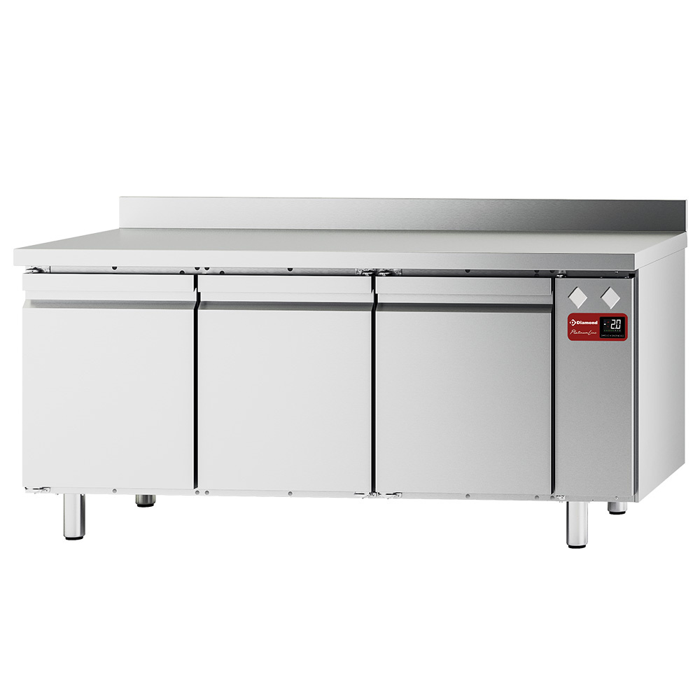Mesa frigorífica y ventilada, 3 puertas GN 1/1, 405 litros (sin grupo)