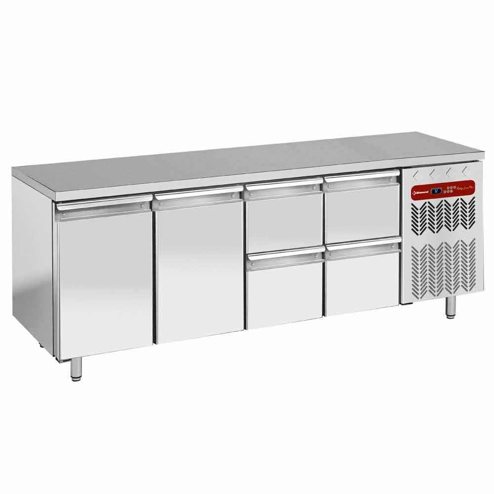 Mesa de refrigeración compuesta por :