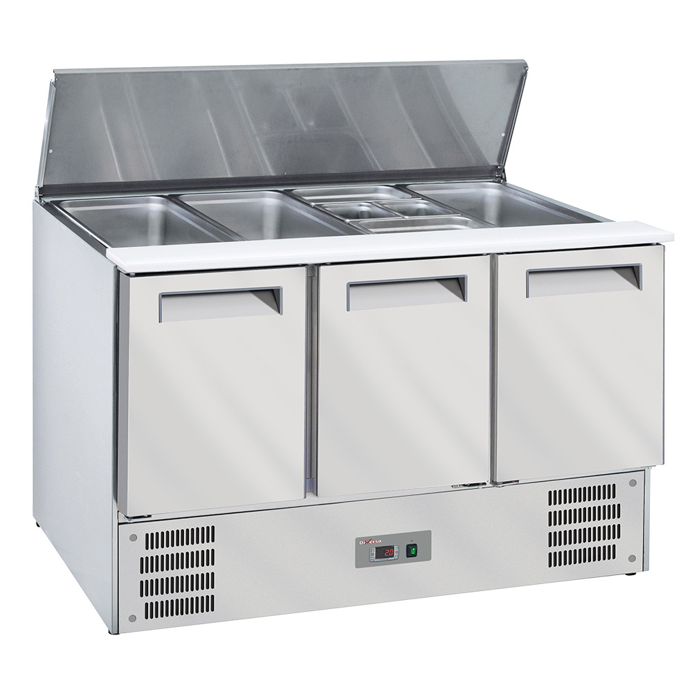 Saladette con tapa 4xGN1/1-150 mm + reserva 3 puertas GN 1/1