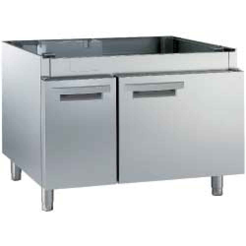 Armario neutro con puertas, horno 10x GN 2/1
