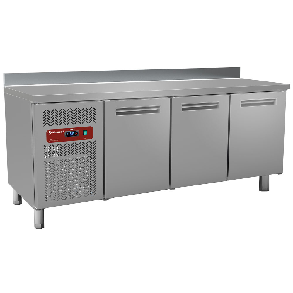 Mesa frigorífica y ventilada, 3 puertas (395 Lit.)