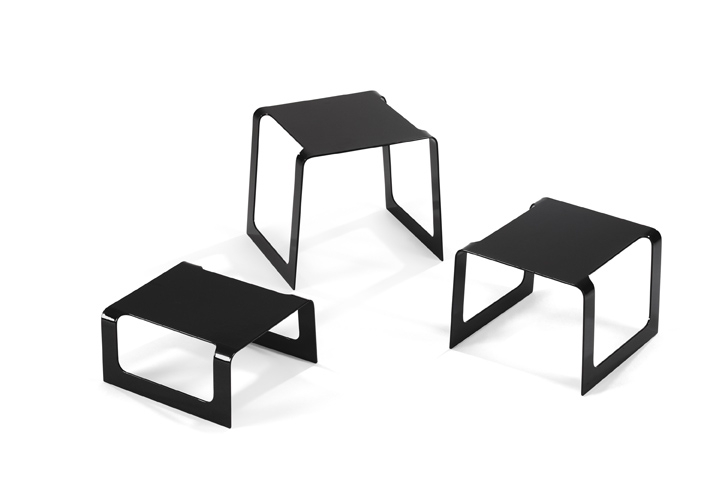 Elevador buffet de acero inoxidable curvado cuadrado en negro