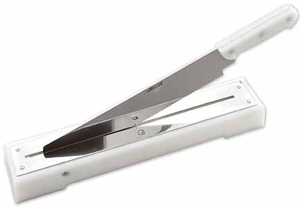 [2308] AR791600 CUCHILLO CORTA-BACALAO/PAN