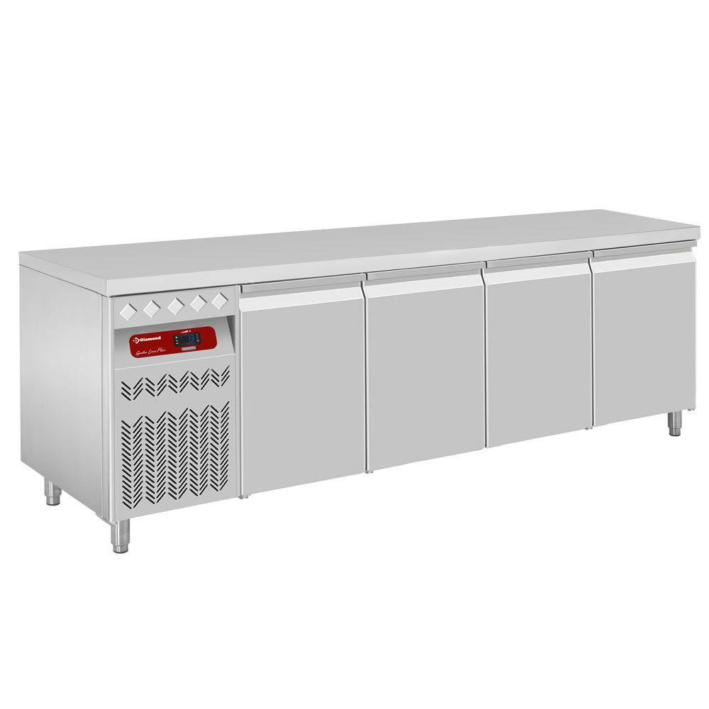 Mesa frigorífica ventilada,  550 Lit. grupo a la izquierda, 4 puertas GN 1/1