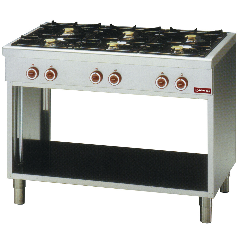 Cocina con 6 fuegos, sobre armario abierto
